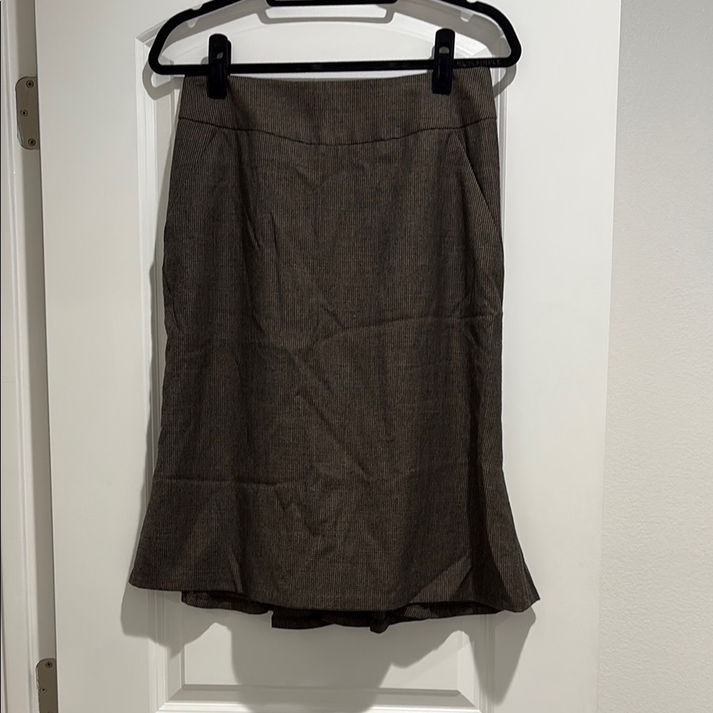 Banana Republic Brown Knee-Length Trumpet Skirt
